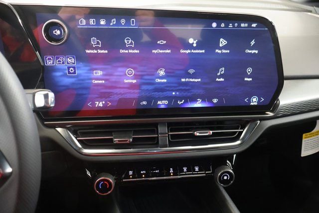 New 2026 Chevrolet Equinox EV LT image 17