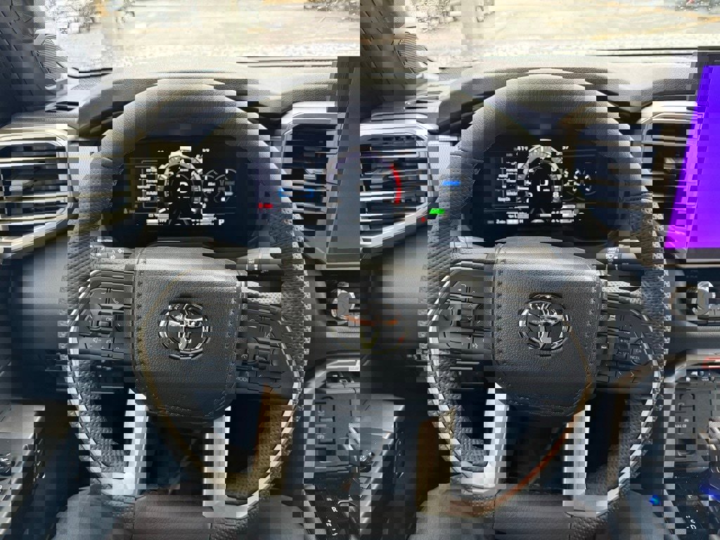 New 2025 Toyota Tundra Limited image 9