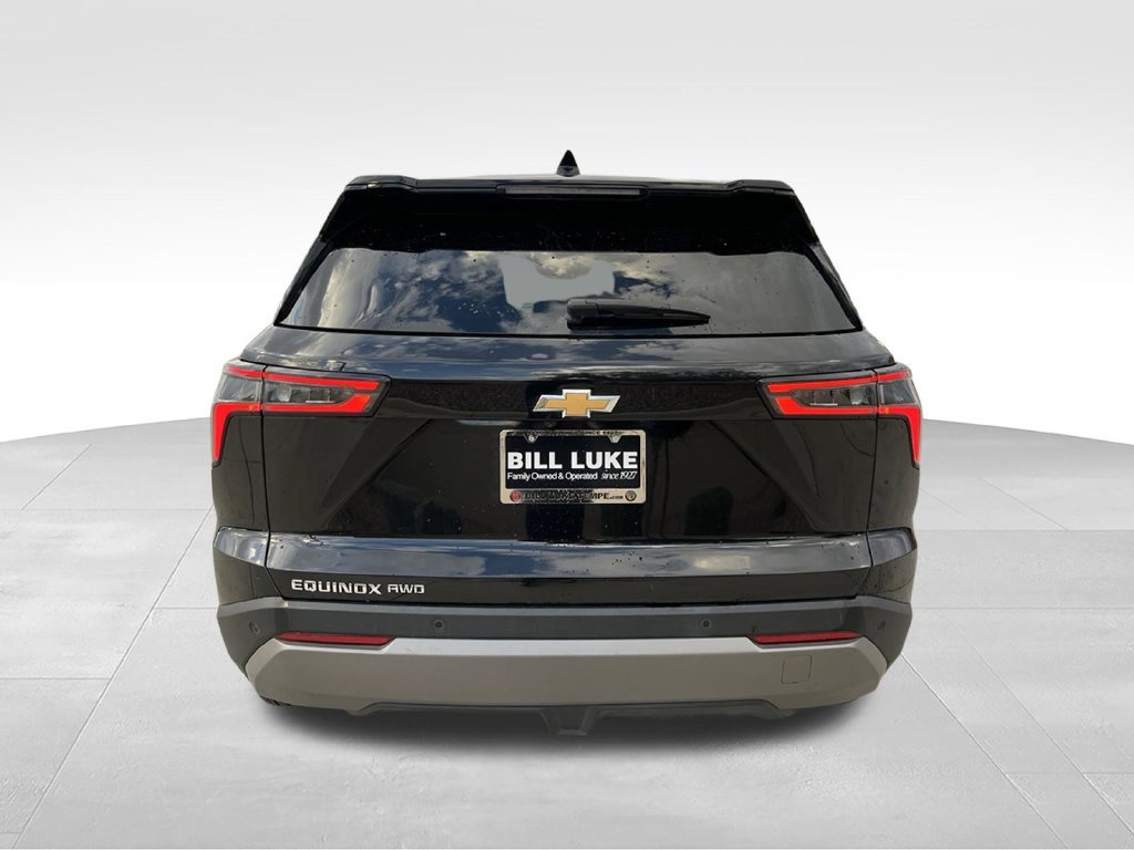 Used 2025 Chevrolet Equinox LT AWD/4WD image 8