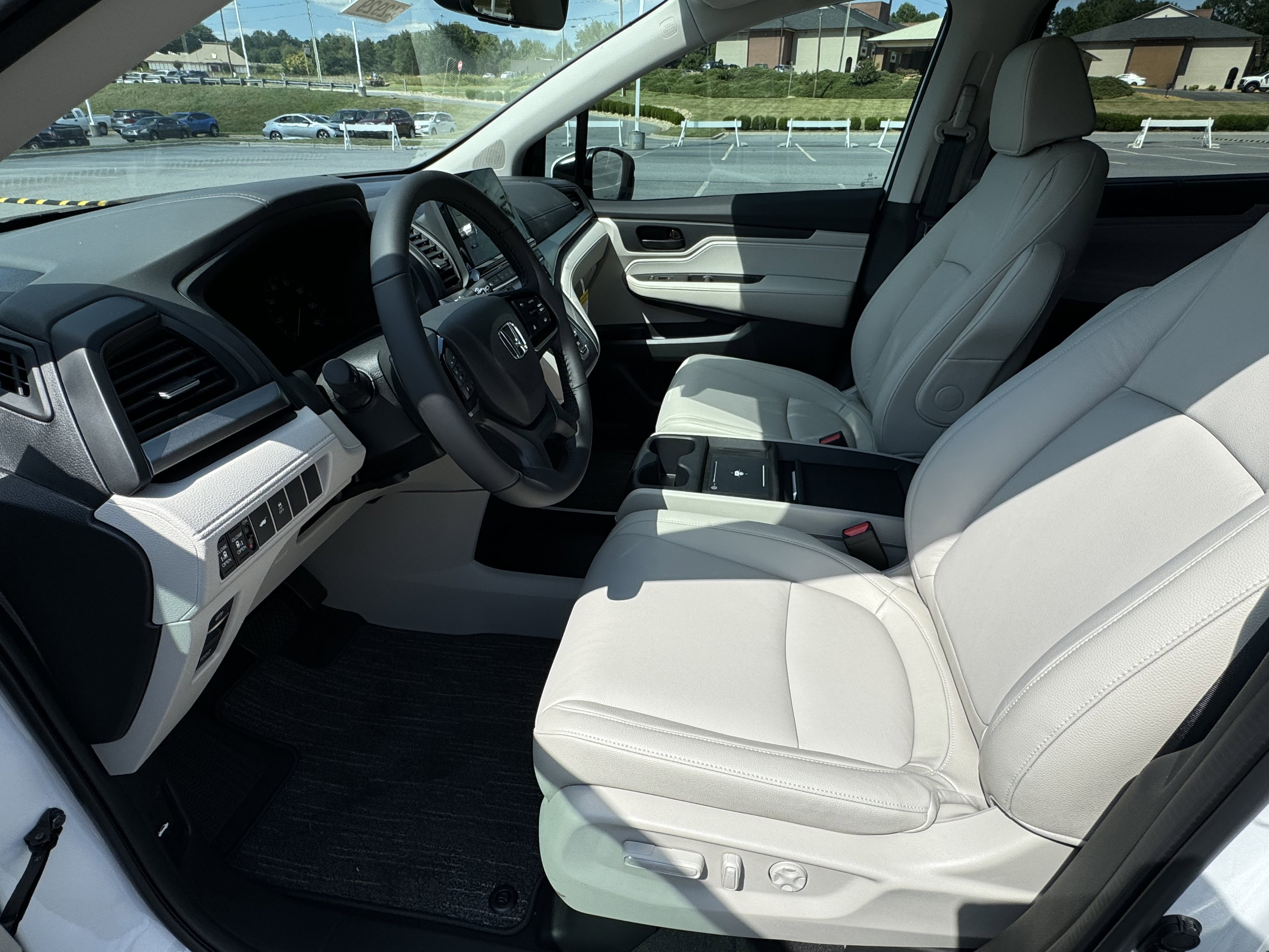 New 2026 Honda Odyssey EX-L image 12