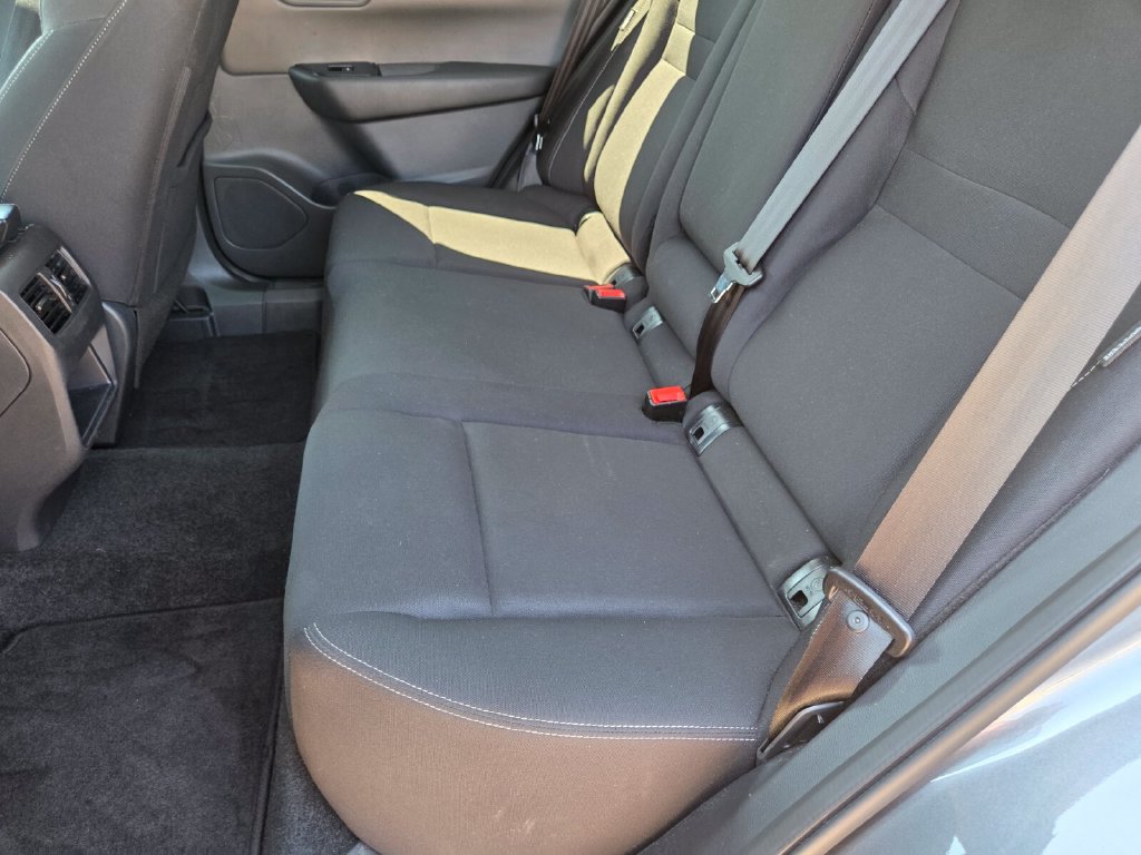 Used 2026 Nissan Rogue S FWD image 23