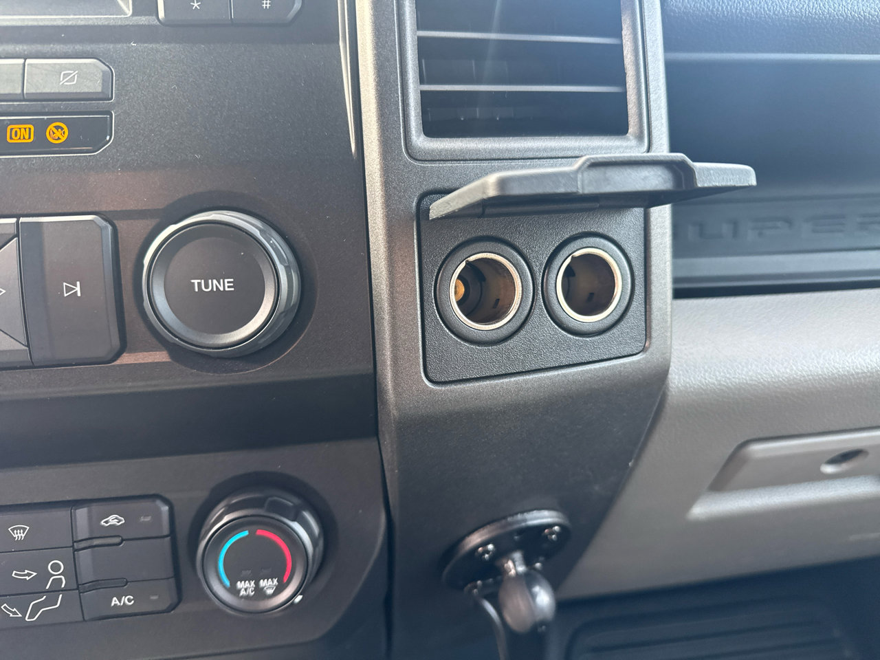 Used 2022 Ford F250 XL w/ Power Equipment Group image 17