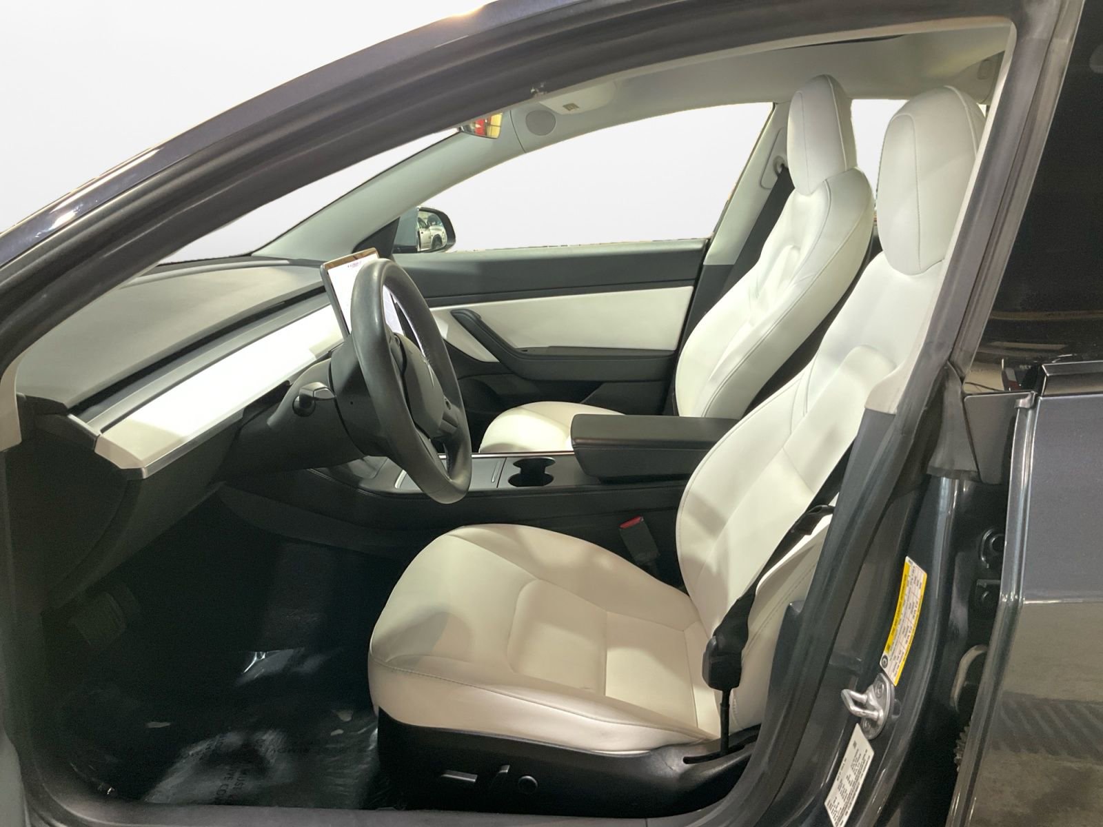 Used 2021 Tesla Model 3 Long Range image 9