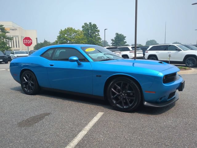 Used 2023 Dodge Challenger R/T w/ Plus Package RWD image 2