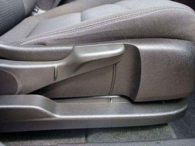 Used 2024 GMC Terrain SLE w/ Driver Convenience Package AWD/4WD image 11