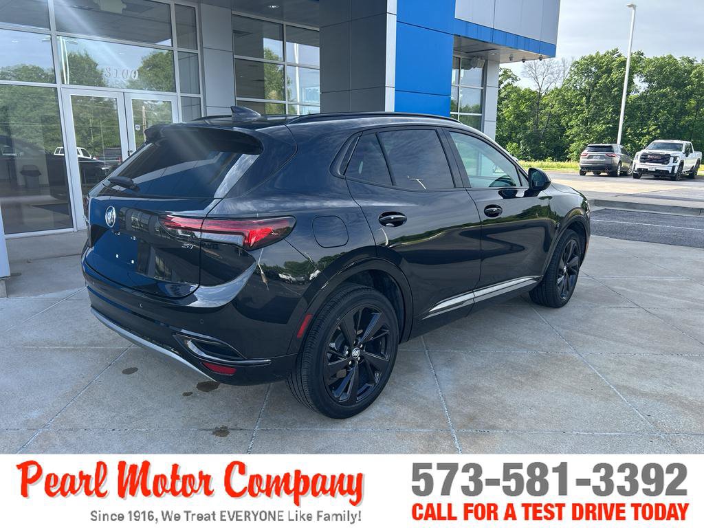 Certified 2023 Buick Envision Preferred w/ Sport Touring Package AWD/4WD image 4