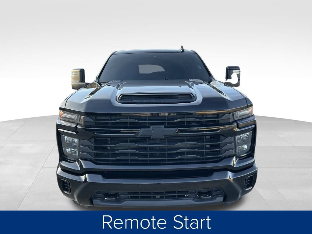 Used 2024 Chevrolet Silverado 2500 Custom w/ Custom Convenience Package image 12