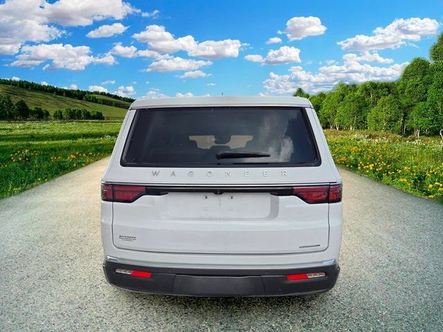 Certified 2022 Jeep Wagoneer Series III w/ Flexible Seating Group RWD image 5