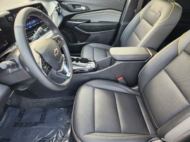 Used 2026 Chevrolet Trax ACTIV FWD image 3