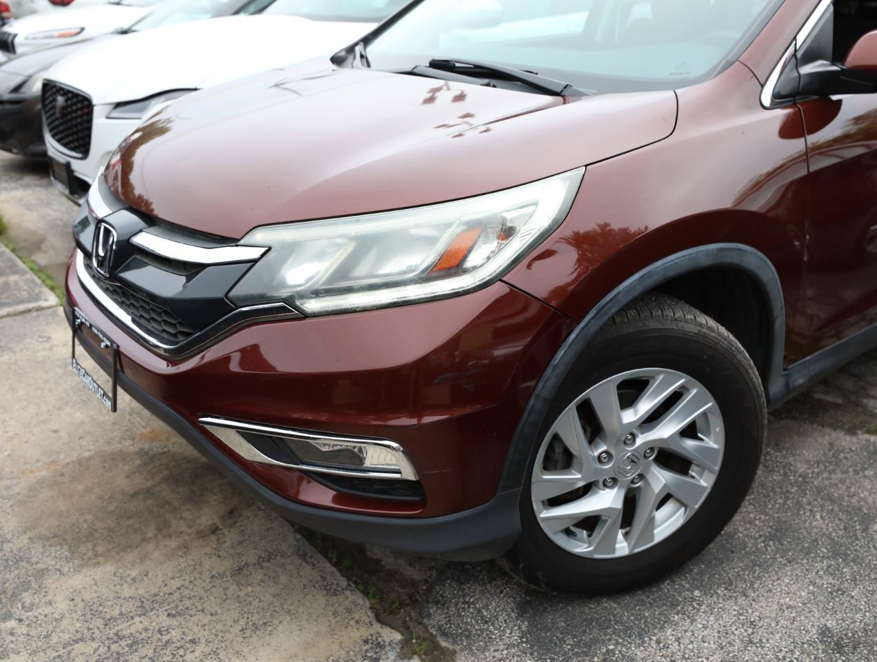 Used 2016 Honda CR-V EX image 2