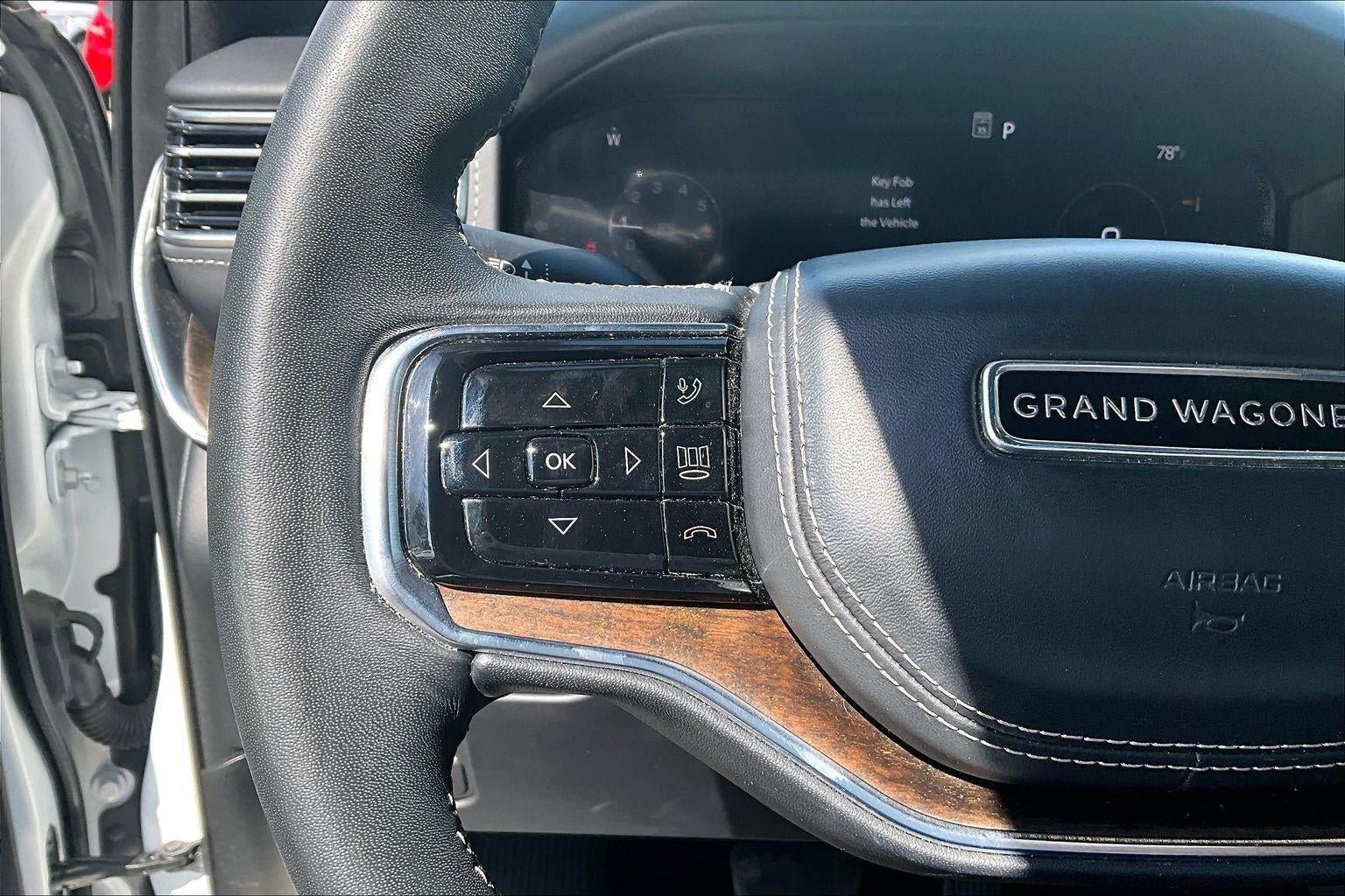 Used 2023 Jeep Grand Wagoneer L Series II AWD/4WD image 17