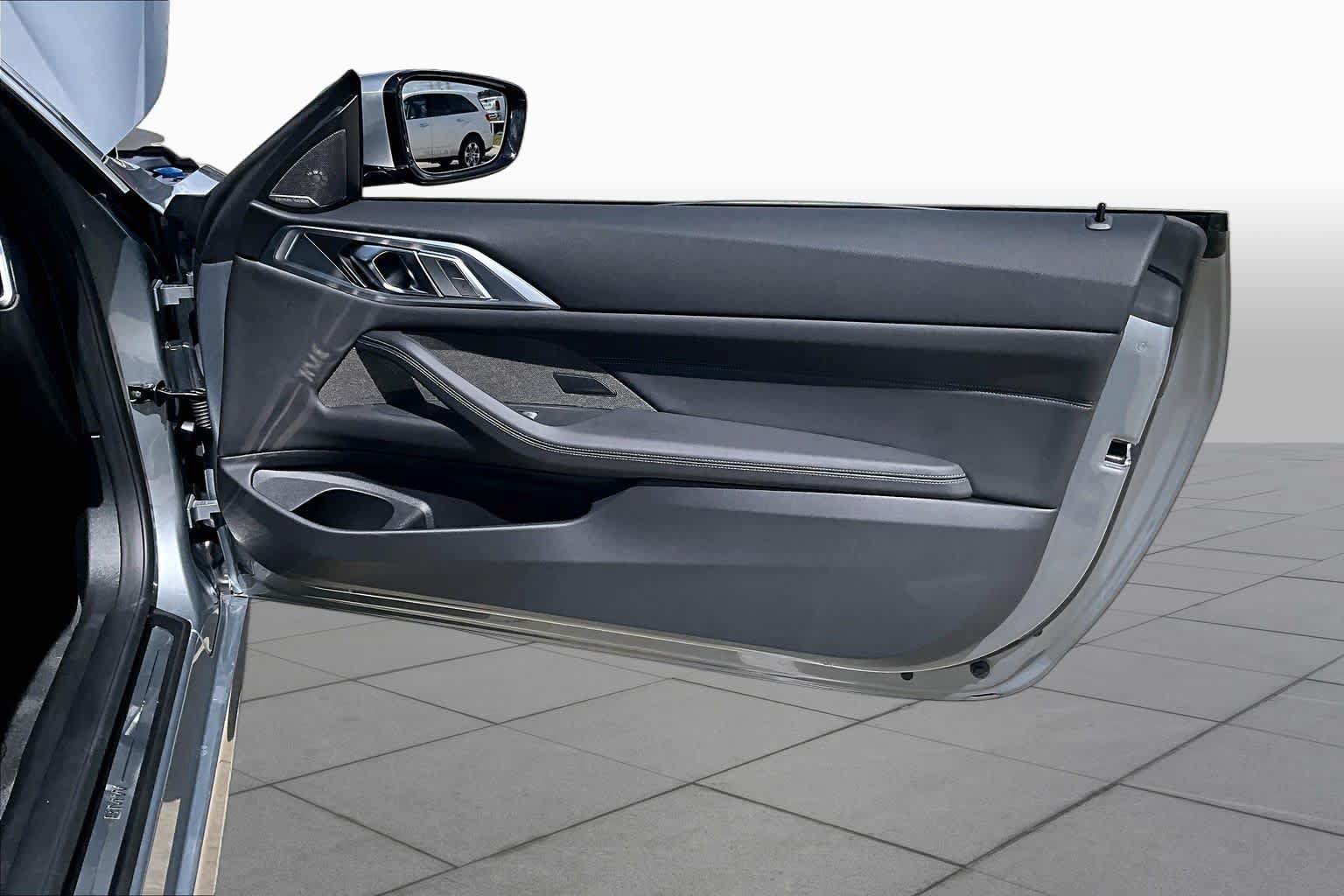 Used 2026 BMW 430i Coupe w/ Parking Assistance Package RWD image 25
