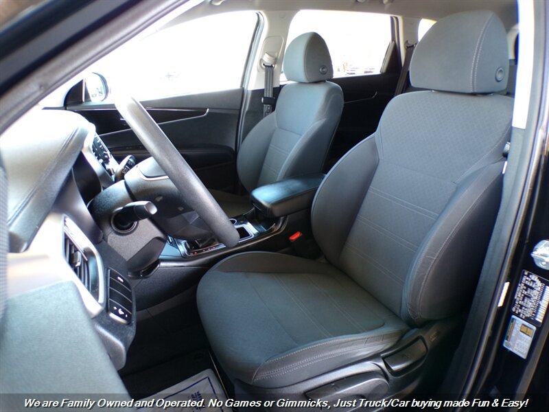 Used 2019 Kia Sorento L FWD image 16