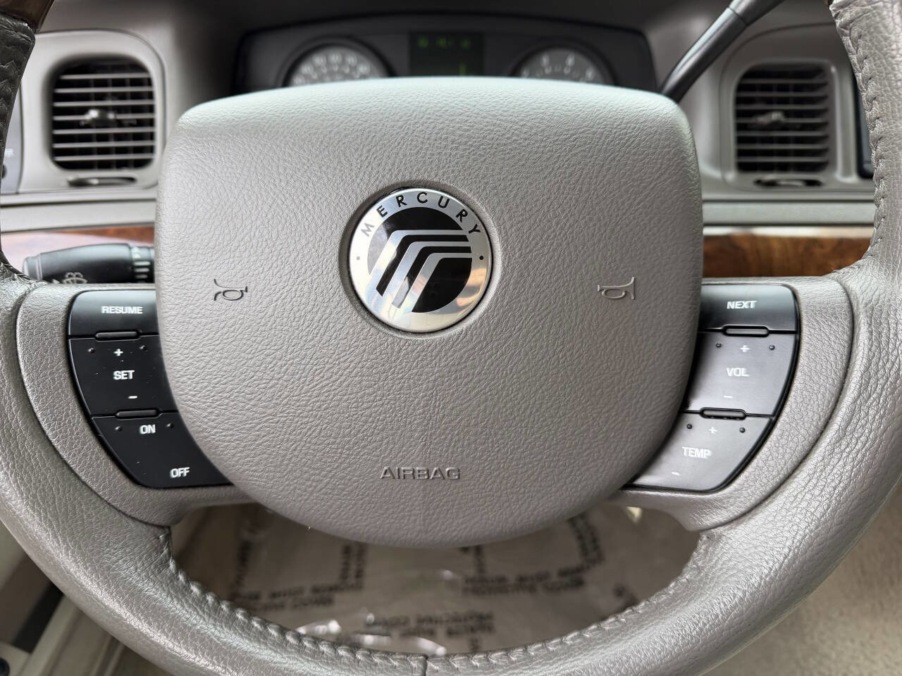 Used 2007 Mercury Grand Marquis LS image 17