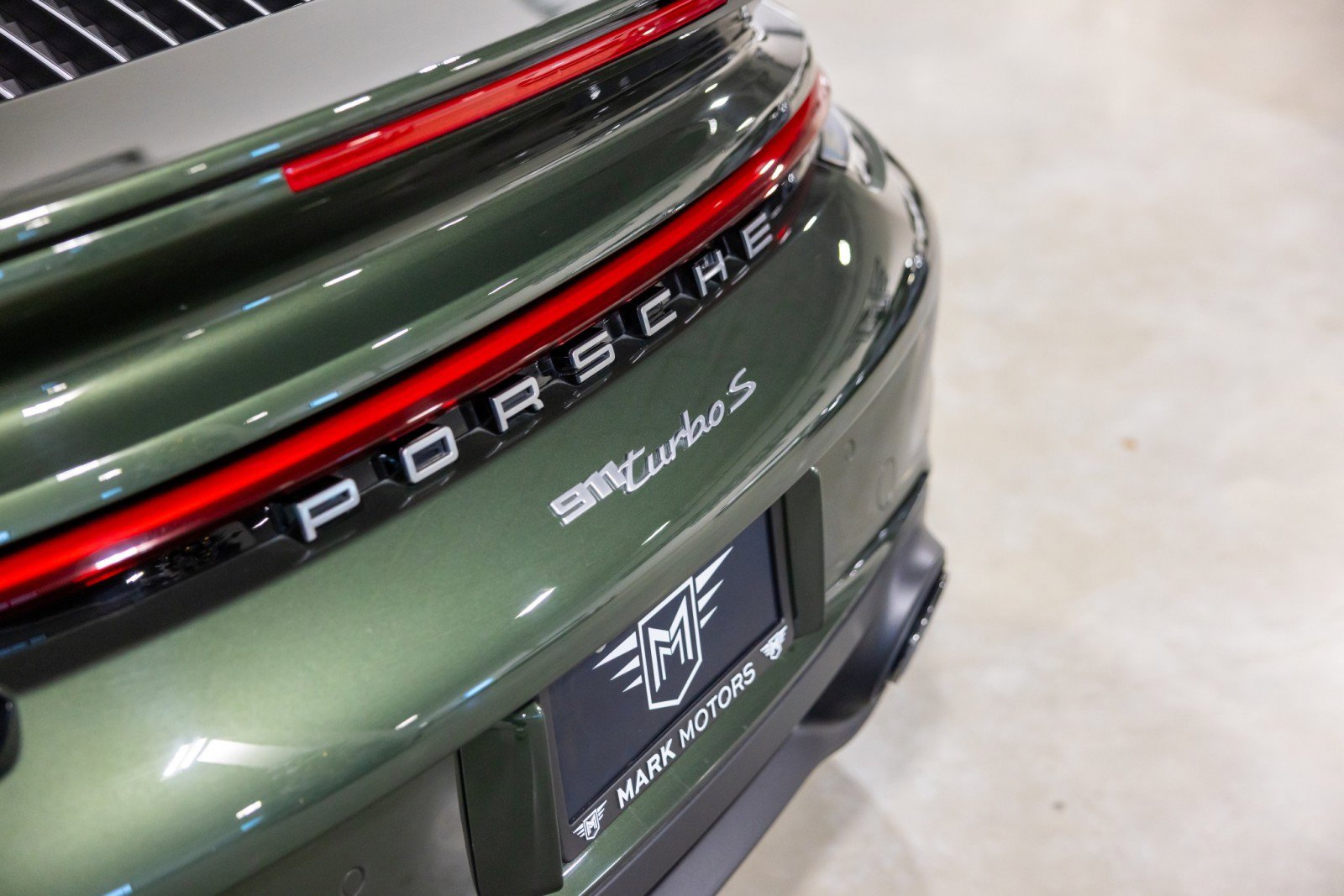 Used 2021 Porsche 911 Turbo S image 15