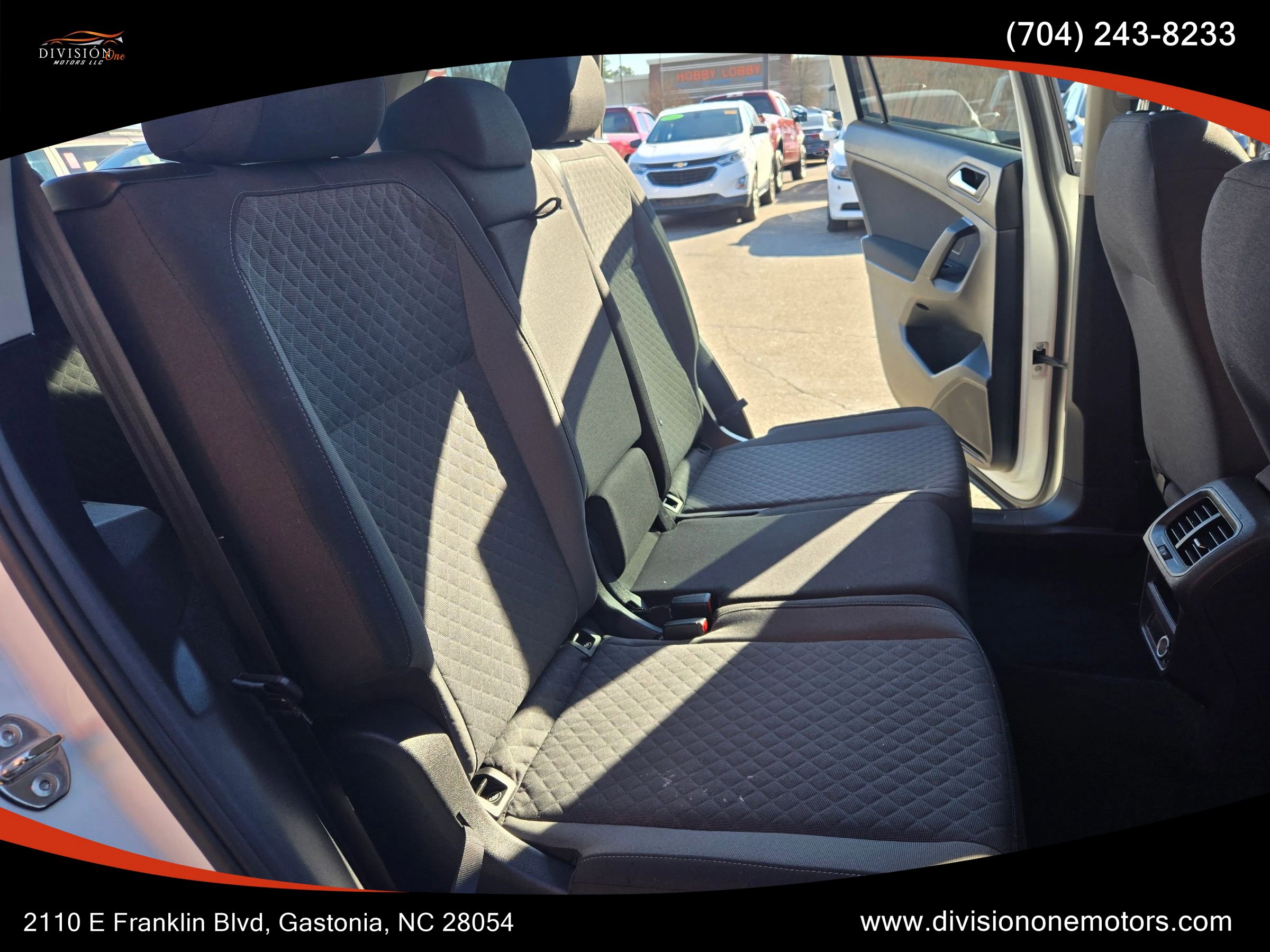 Used 2019 Volkswagen Tiguan S w/ Driver Assistance Package image 12