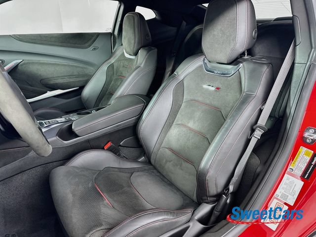 Used 2022 Chevrolet Camaro ZL1 RWD image 11