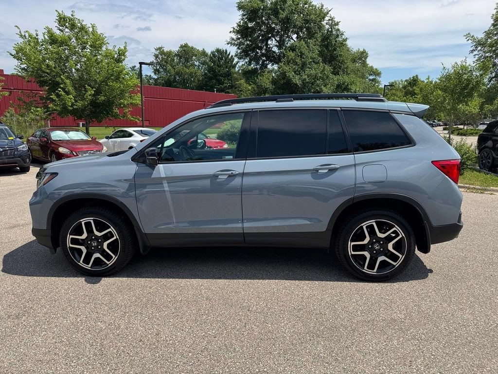 Used 2022 Honda Passport Elite image 2