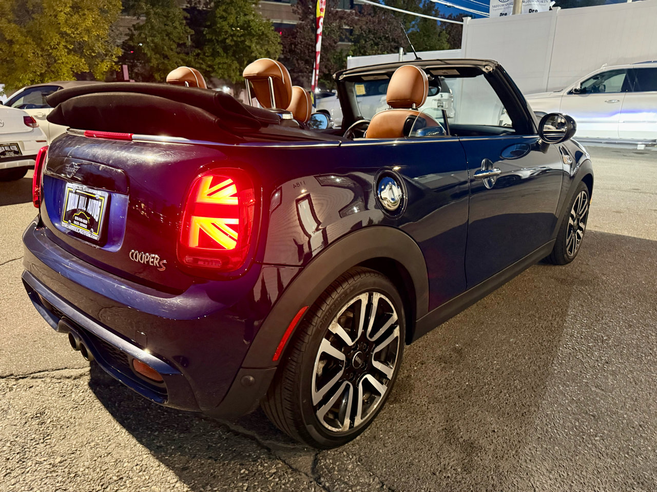 Used 2019 MINI Cooper S image 22
