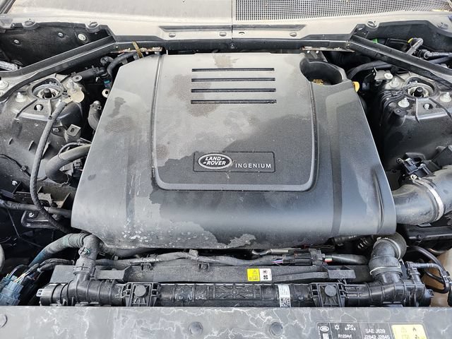 Used 2025 Land Rover Defender 110 S AWD/4WD image 32