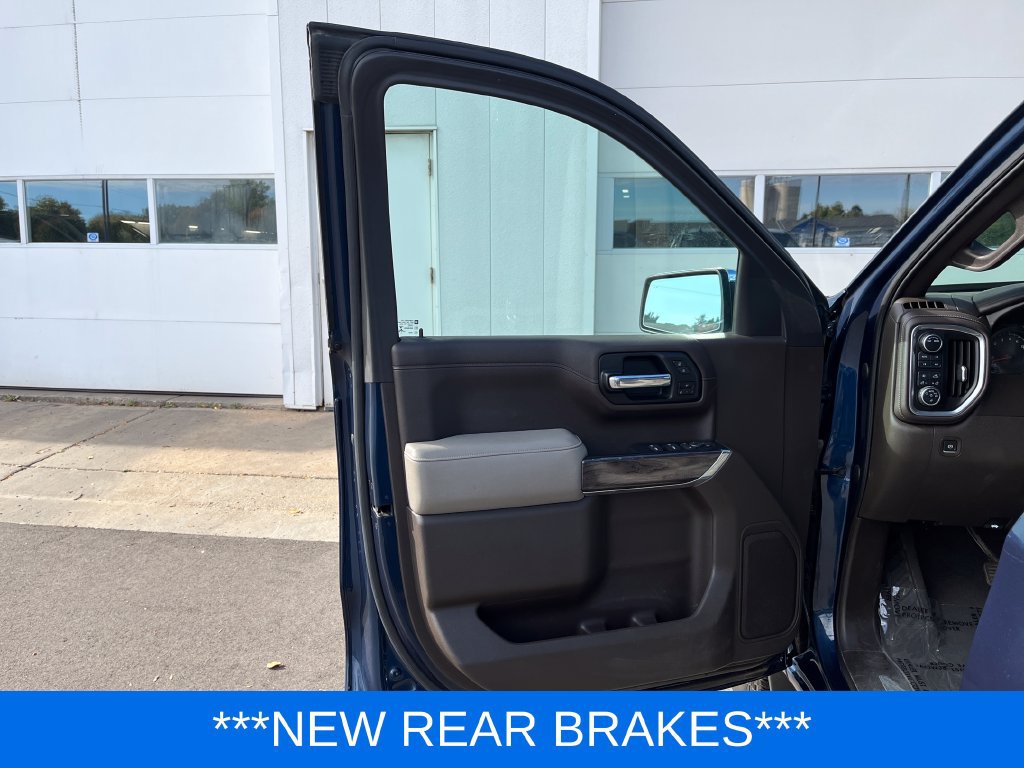 Used 2021 Chevrolet Silverado 1500 LTZ AWD/4WD image 19