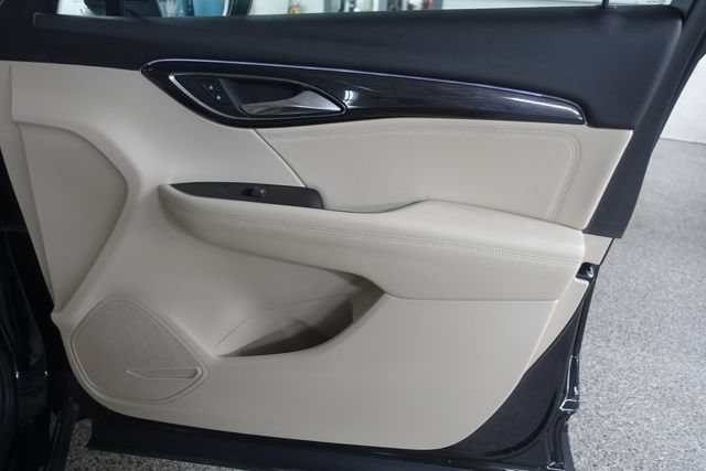 Used 2023 Buick Envision Essence AWD/4WD image 24