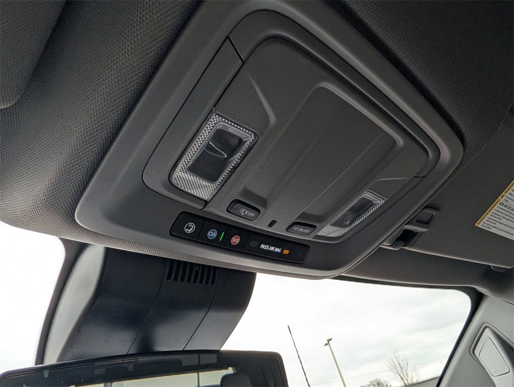 Used 2024 Chevrolet Silverado 3500 LT image 19