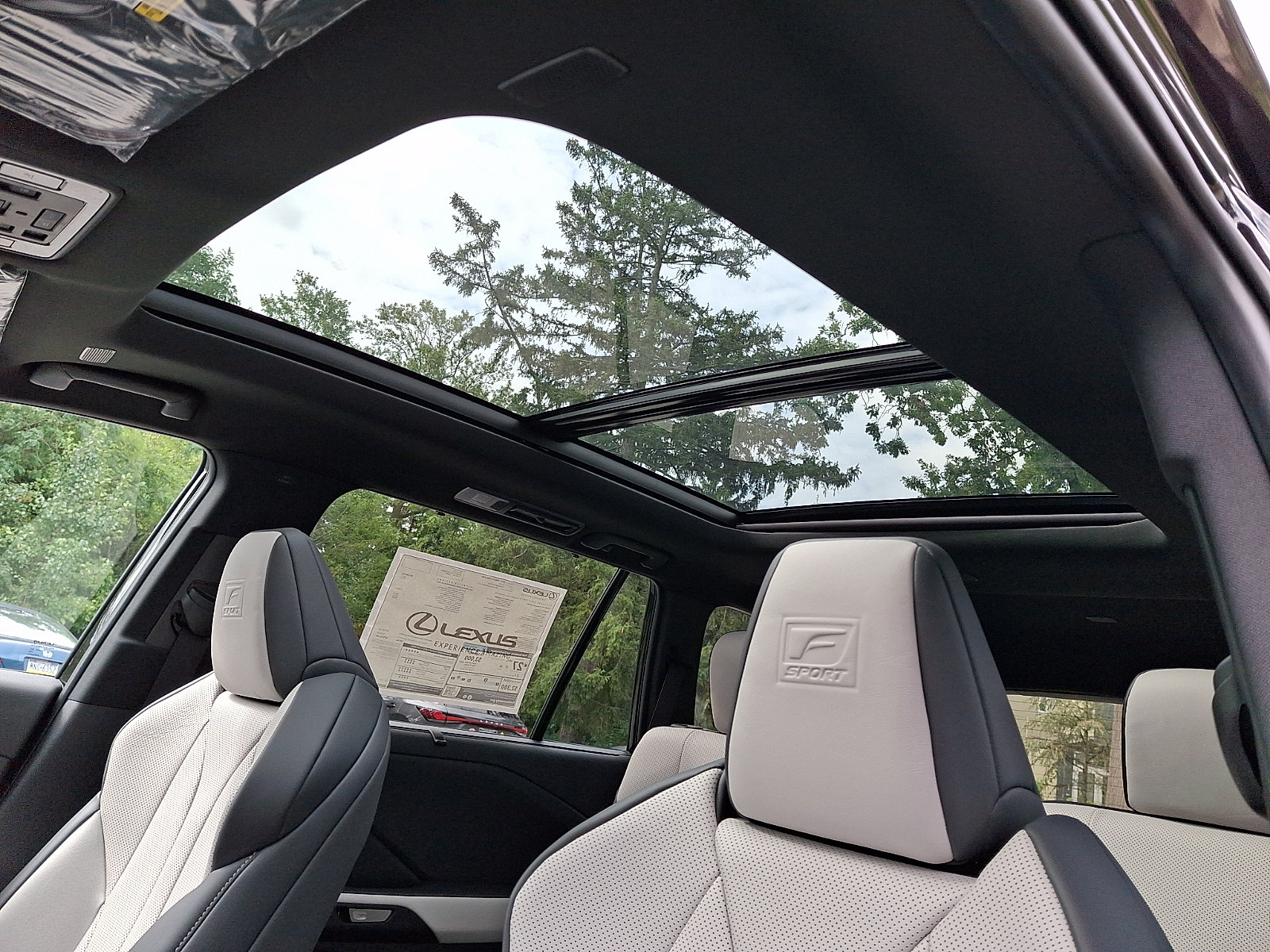 New 2026 Lexus TX 500h AWD w/ Technology Package image 9