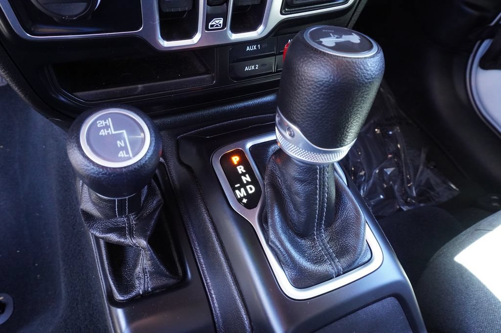 Used 2024 Jeep Wrangler Unlimited Sport AWD/4WD image 21