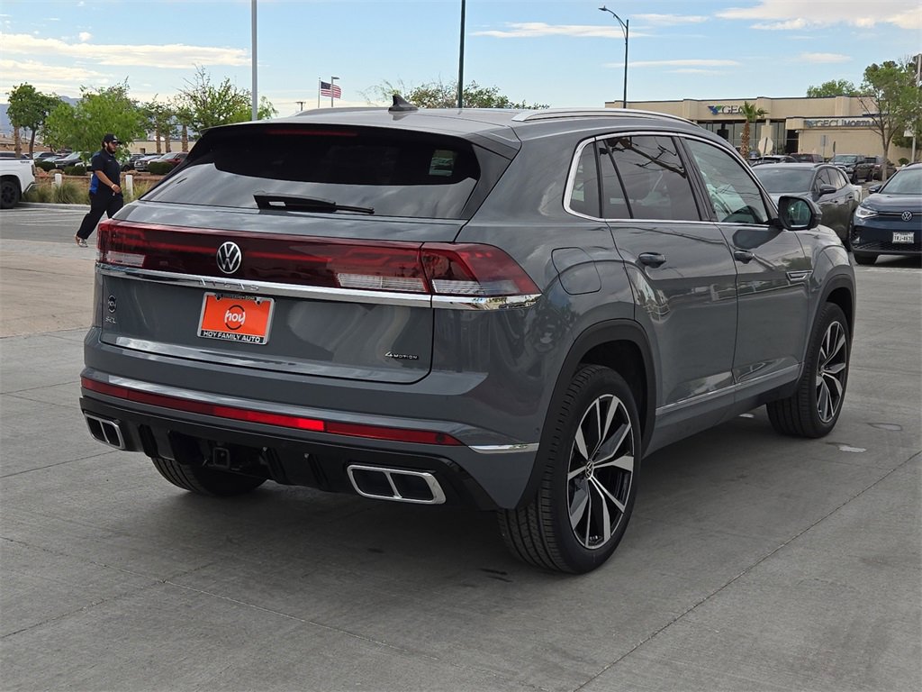 New 2025 Volkswagen Atlas Cross Sport SEL Premium R-Line image 10