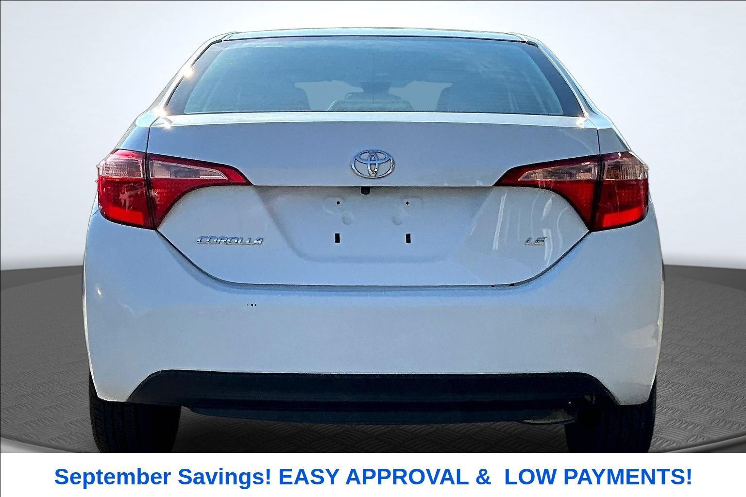 Used 2017 Toyota Corolla LE FWD image 4