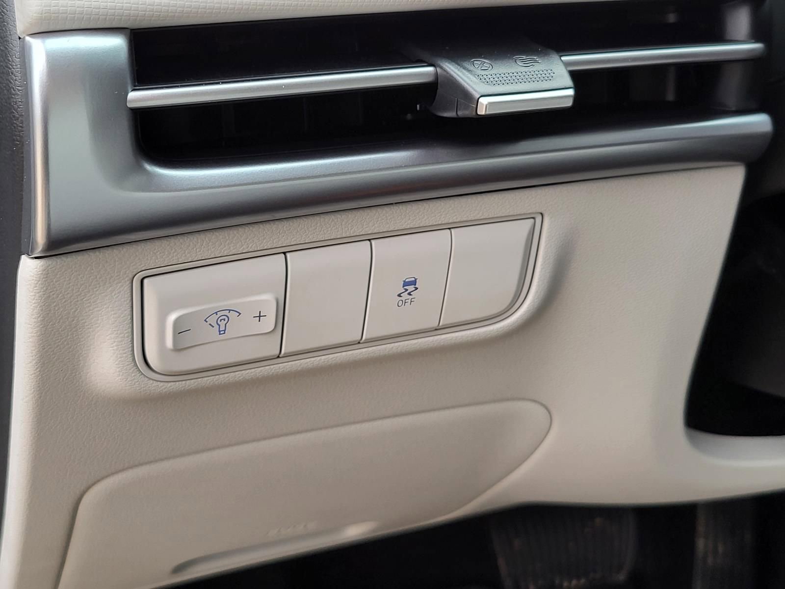 New 2026 Hyundai Tucson SE image 15