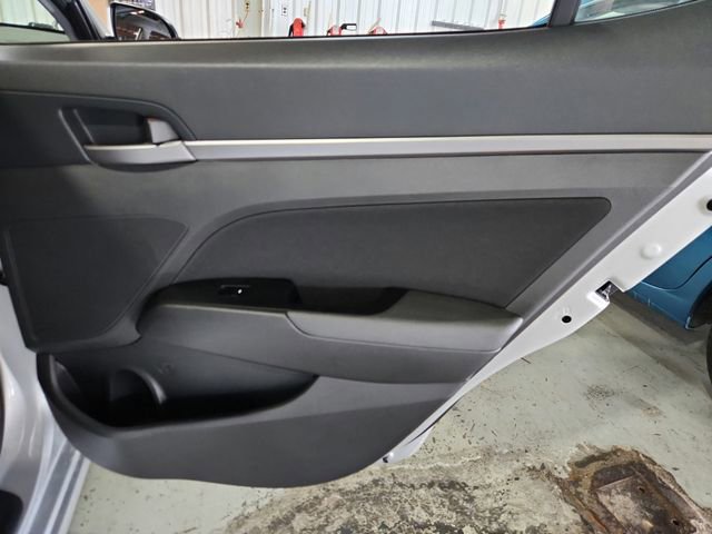 Used 2017 Hyundai Elantra Value Edition w/ Cargo Package FWD image 23