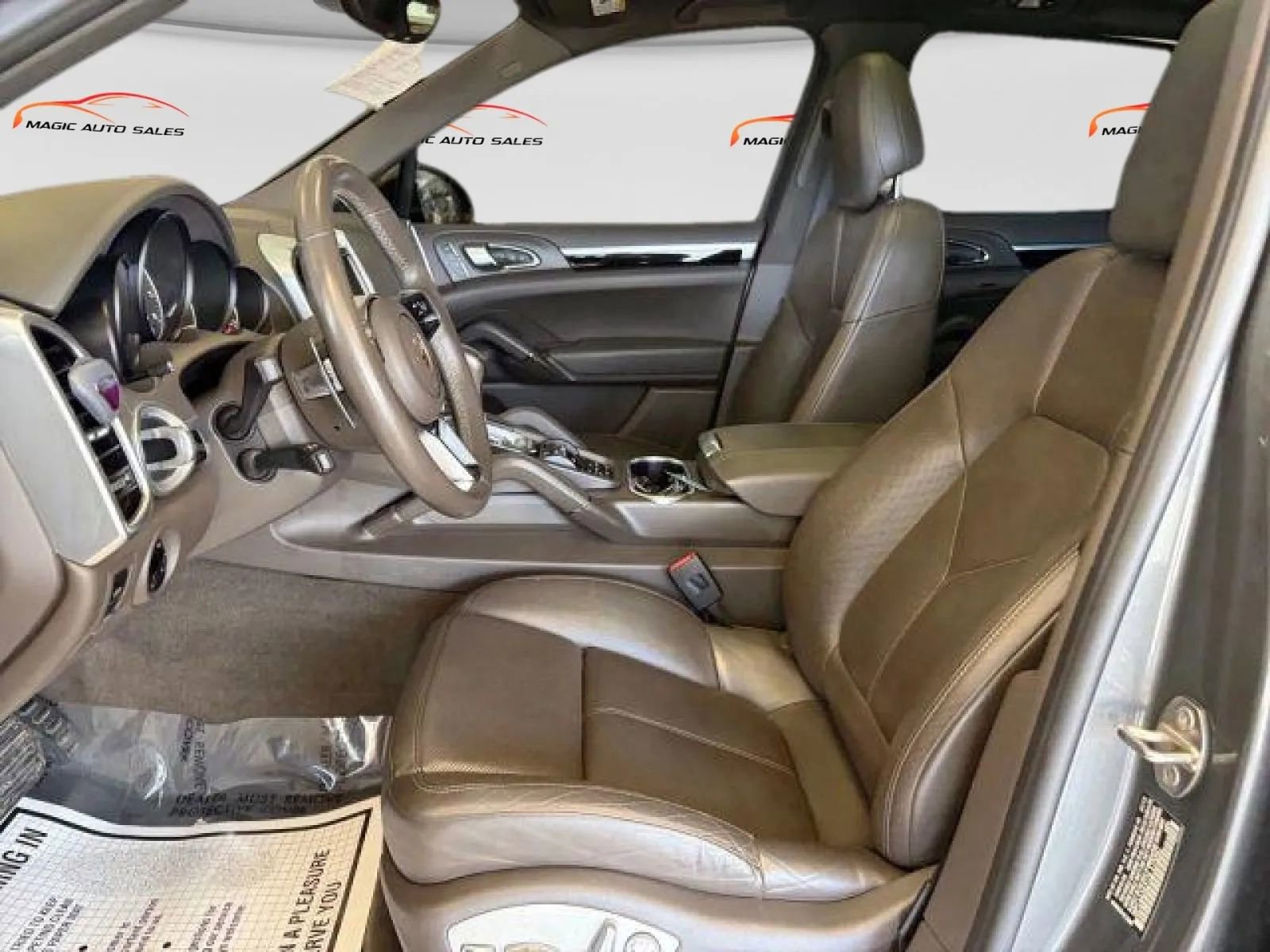 Used 2016 Porsche Cayenne w/ Premium Package Plus image 8