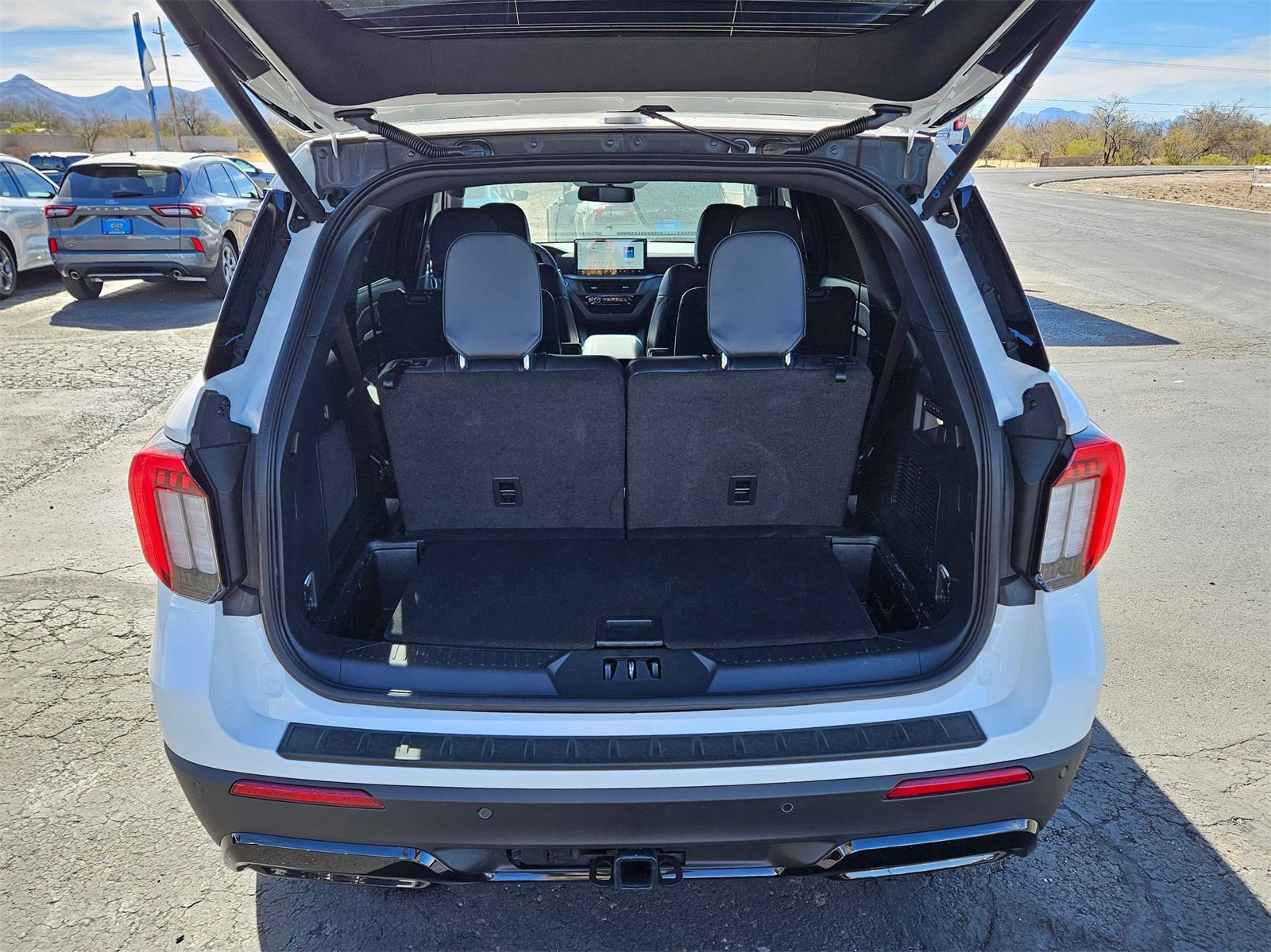 New 2025 Ford Explorer ST-Line w/ Premium Package image 7