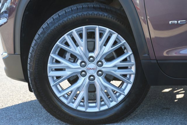 Used 2024 GMC Acadia Elevation image 34