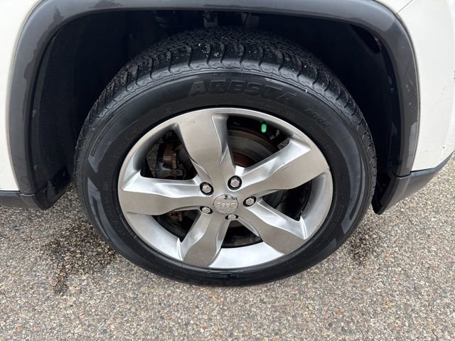 Used 2011 Jeep Grand Cherokee Limited image 5