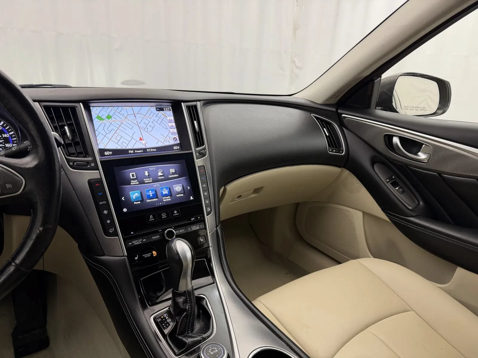 Used 2016 INFINITI Q50 Premium w/ 2.0T Premium Plus Package AWD/4WD image 13