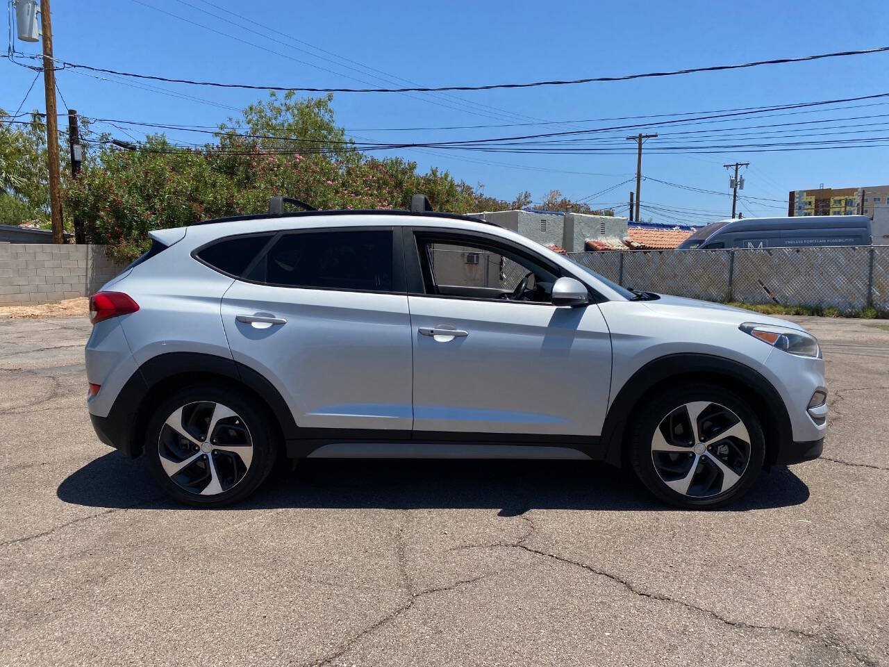 Used 2018 Hyundai Tucson Value AWD/4WD image 3
