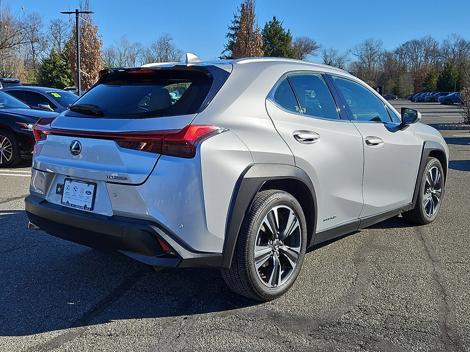 Used 2019 Lexus UX 250h image 6