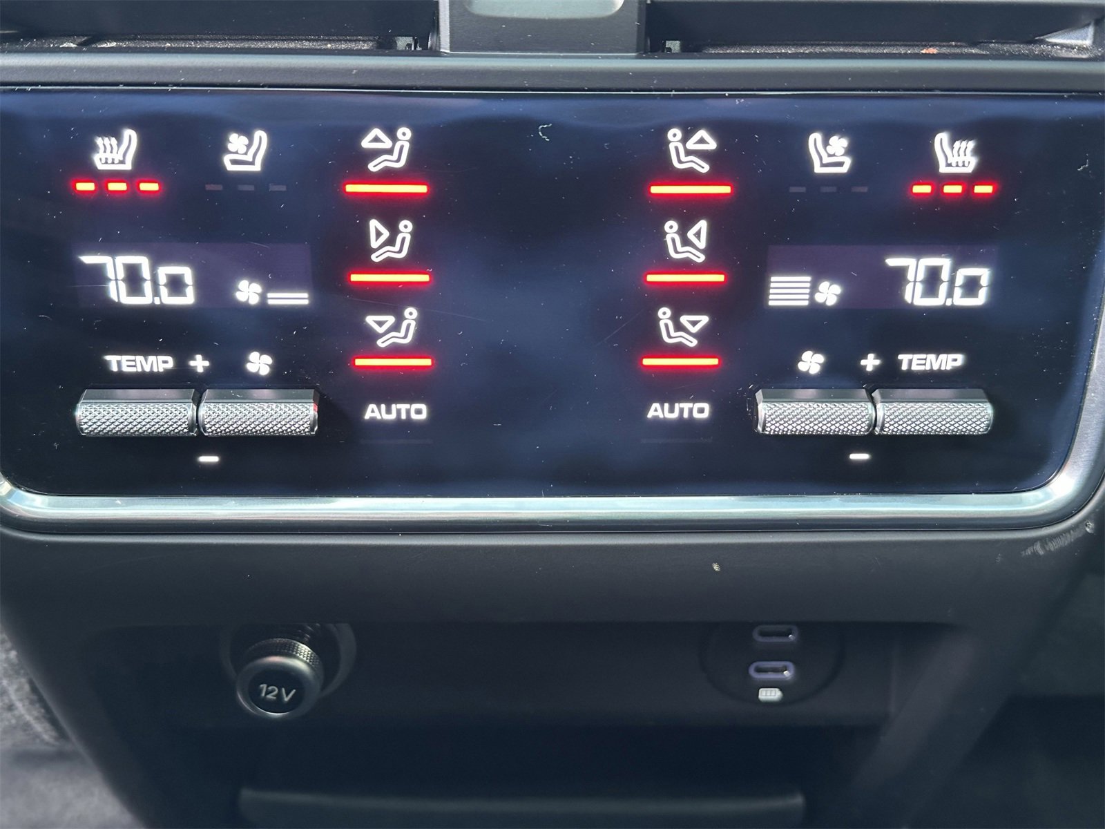 Used 2021 Porsche Cayenne S image 17