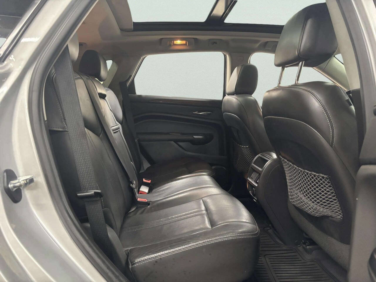 Used 2016 Cadillac SRX Luxury w/ Driver Awareness Package image 20