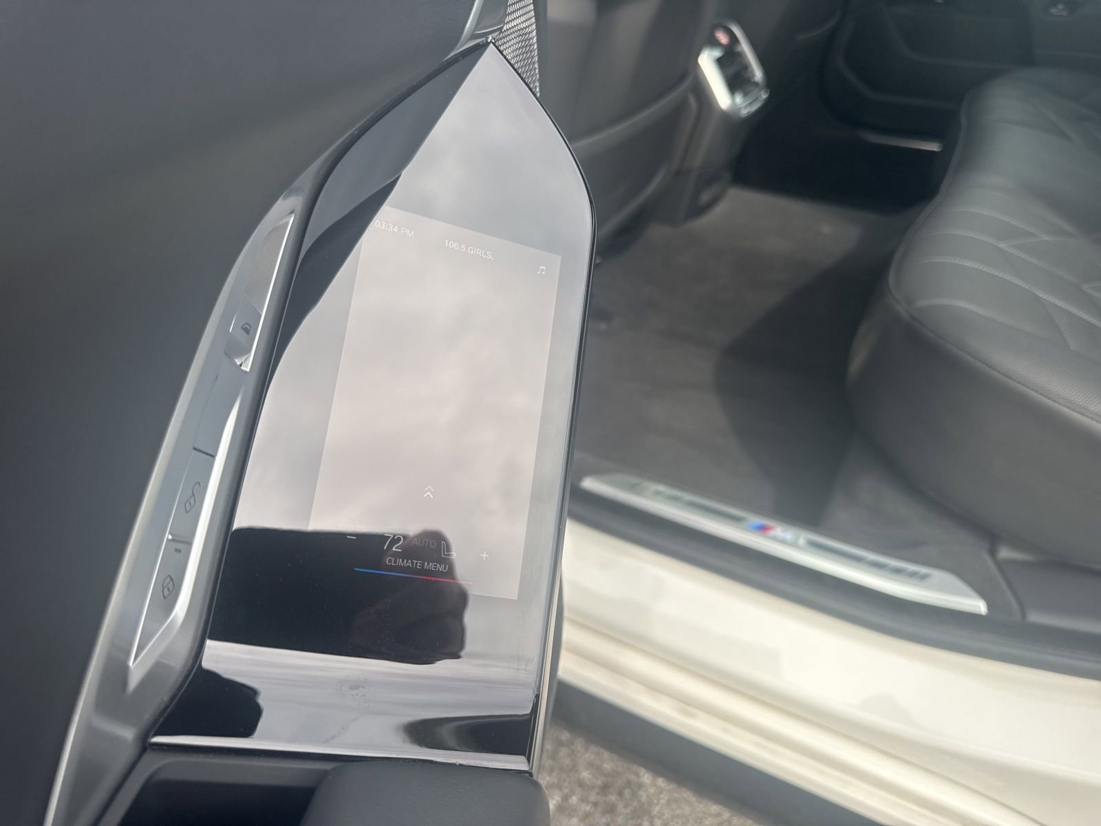 Used 2025 BMW 740i xDrive image 14