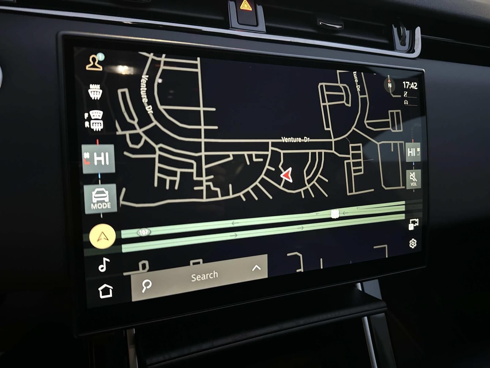 New 2026 Land Rover Range Rover Evoque S AWD/4WD image 15