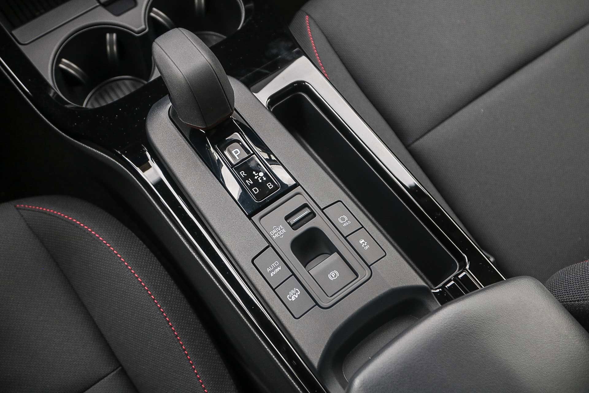 New 2026 Toyota Prius Plug-In Hybrid FWD image 22