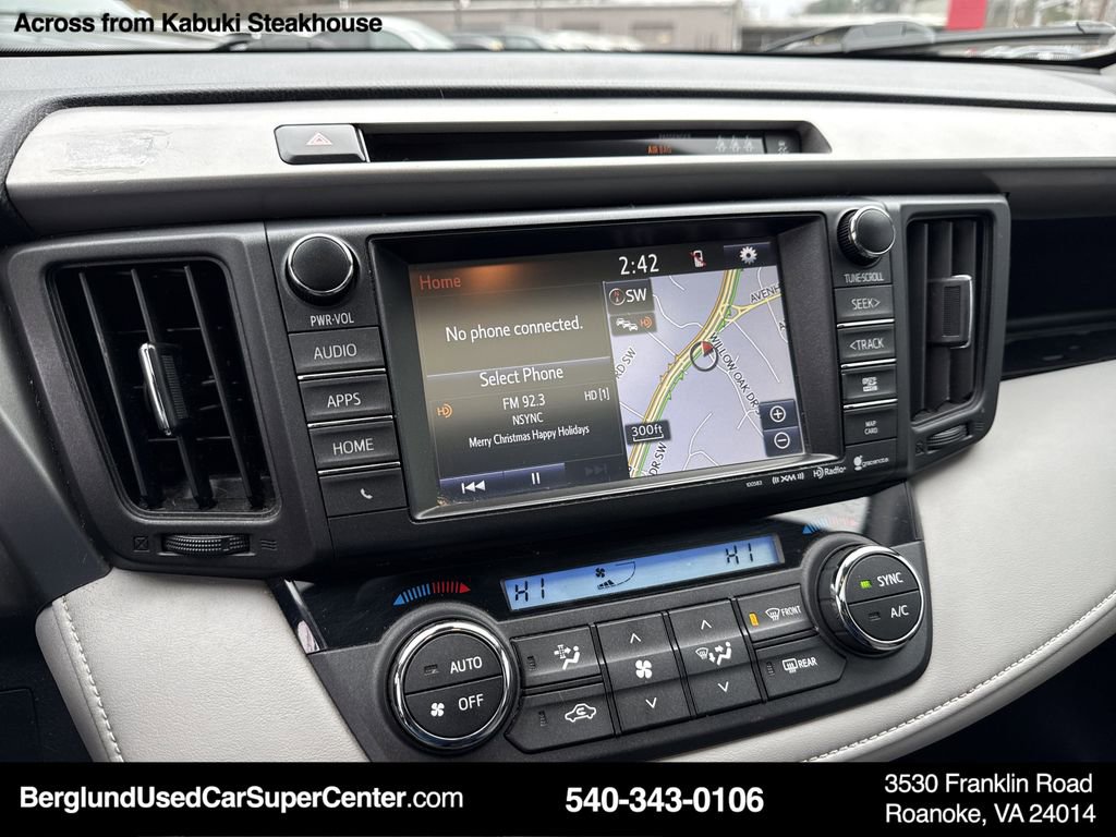 Used 2017 Toyota RAV4 XLE image 22