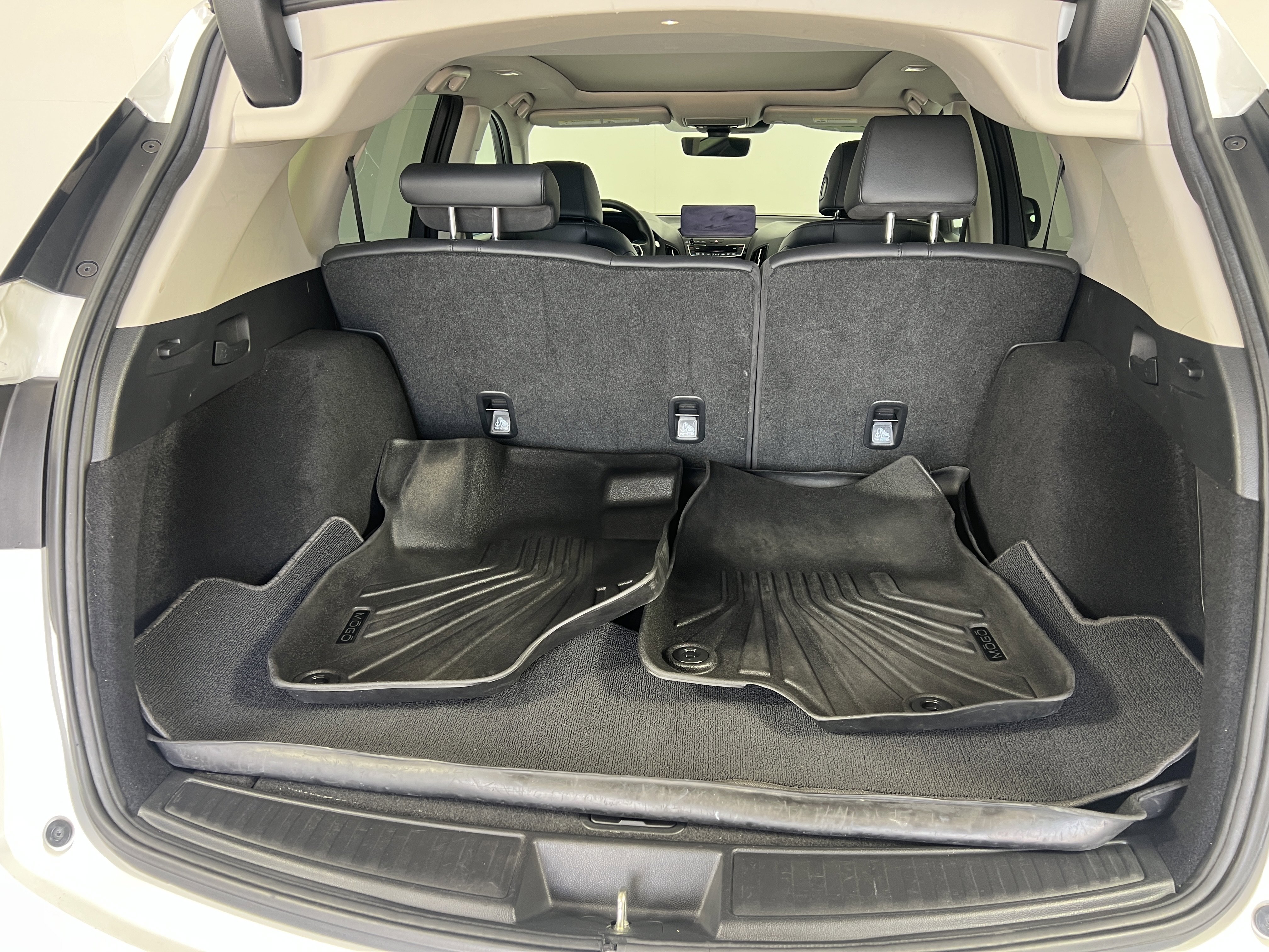 Used 2020 Acura RDX SH-AWD image 35
