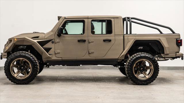 Used 2025 Jeep Gladiator Sport image 9