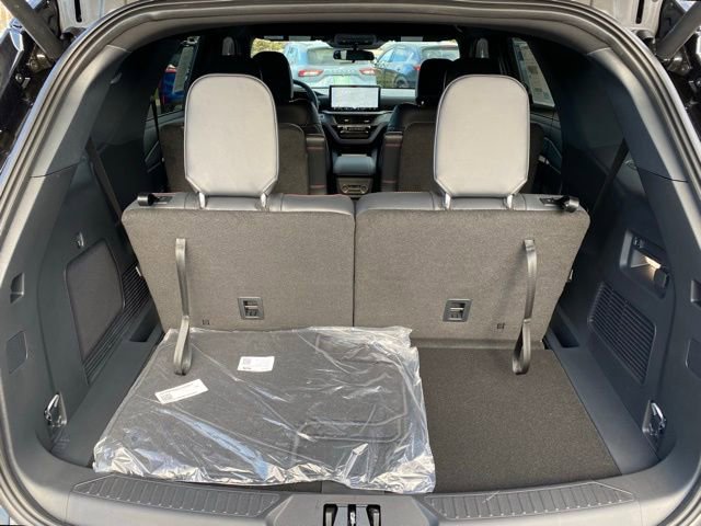 New 2026 Ford Explorer ST-Line image 26