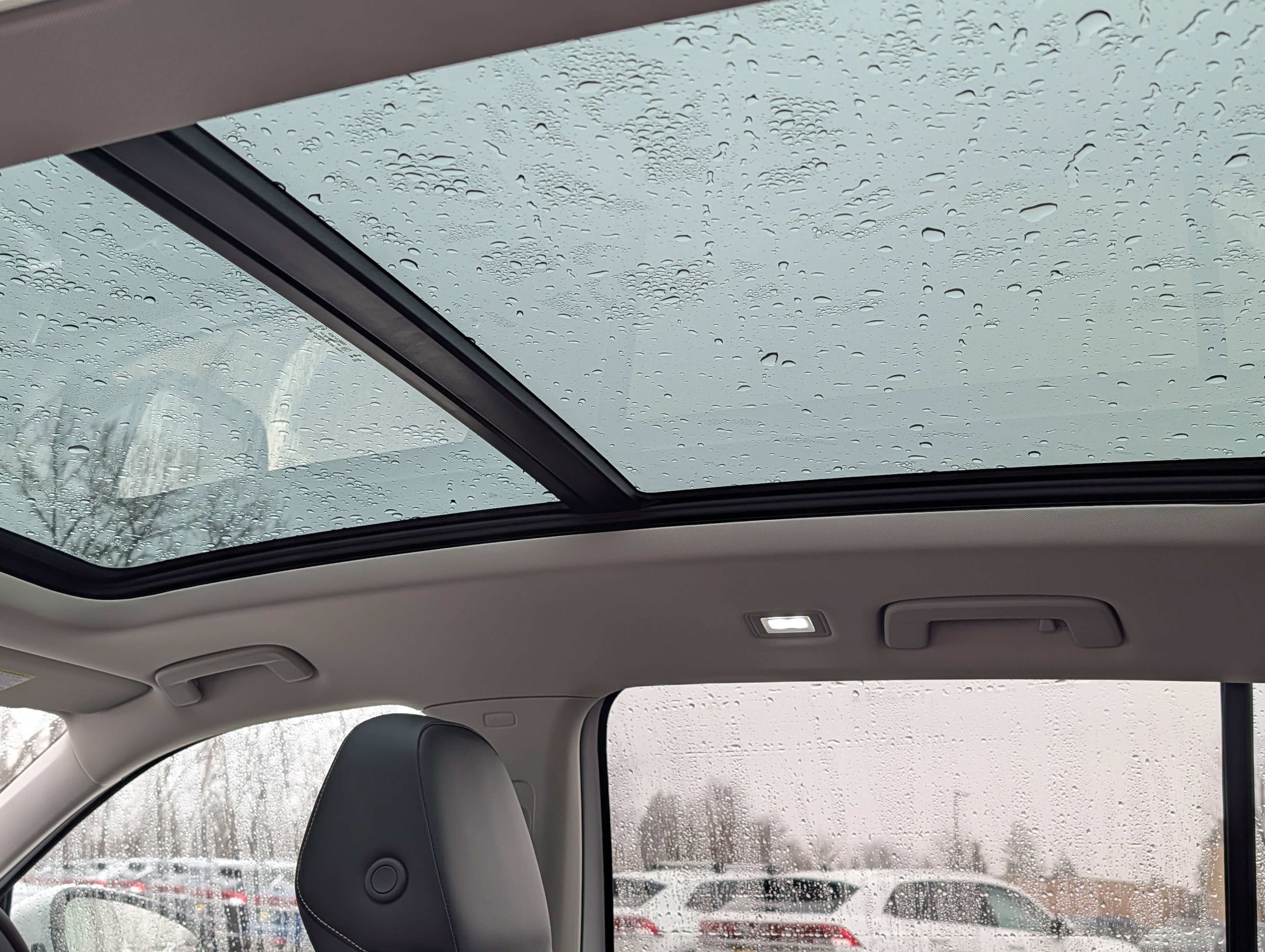 New 2026 Volkswagen Tiguan SE image 6